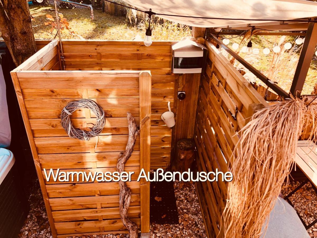 Zirkuswagen Mit Outdoor Whirlpool Und Garten Petershagen-Eggersdorf 外观 照片